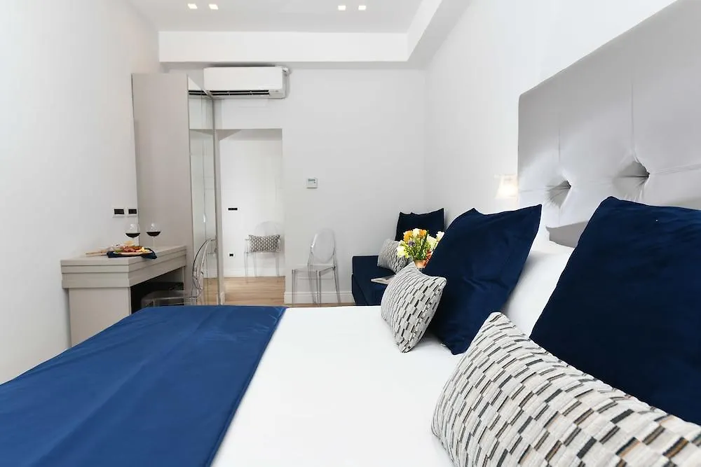 Residenza Zanardelli Bed & Breakfast Rome 2*,