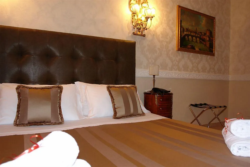 Residenza Zanardelli Bed & Breakfast Rome