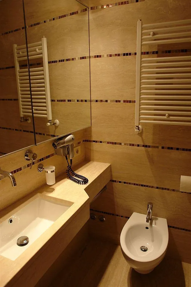 Residenza Zanardelli Bed & Breakfast Rome Italy