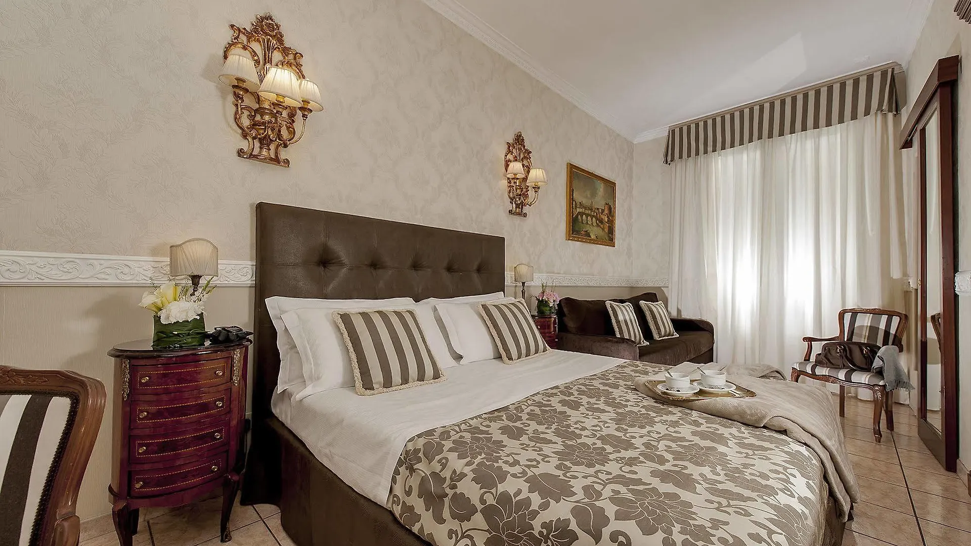 Residenza Zanardelli Bed & Breakfast Rome 2*,
